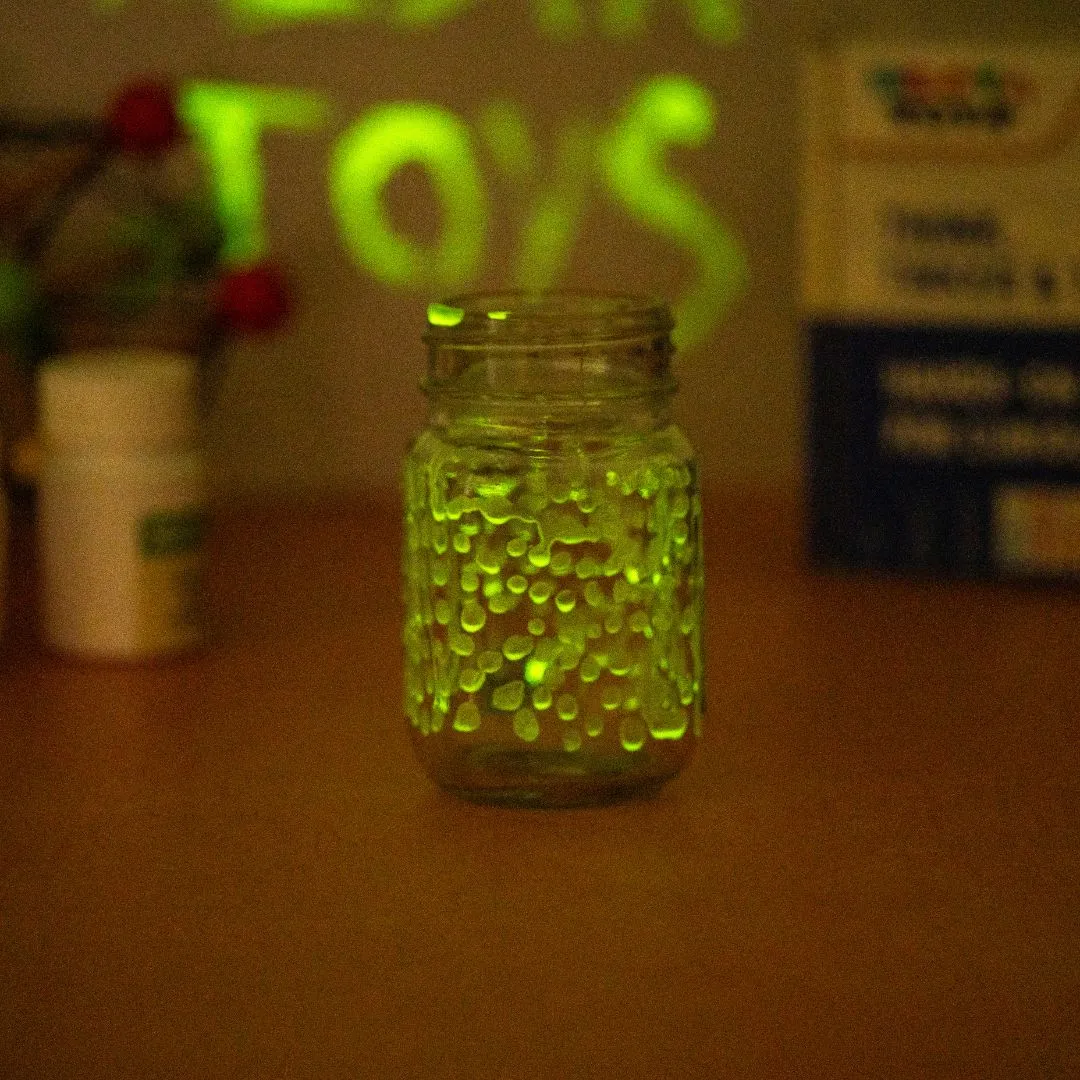 Glow in The Dark Lab Kit - Image 8