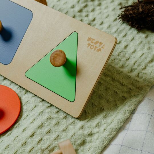 Montessori Wooden Shapes Knob Puzzle - Image 8