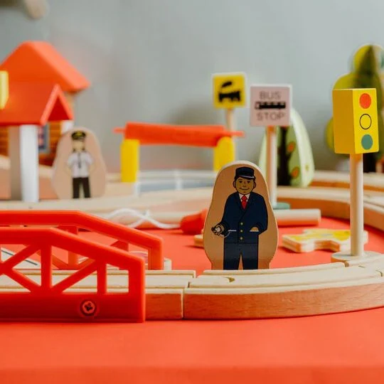 Train Track Toy Set with Vehicles (69 Pcs) - Image 4