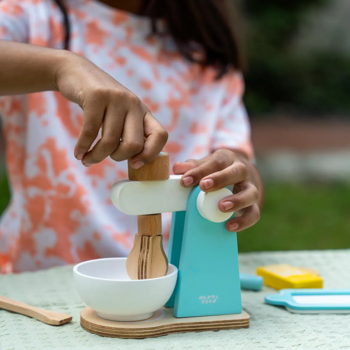 Wooden Blender Toy - Image 8