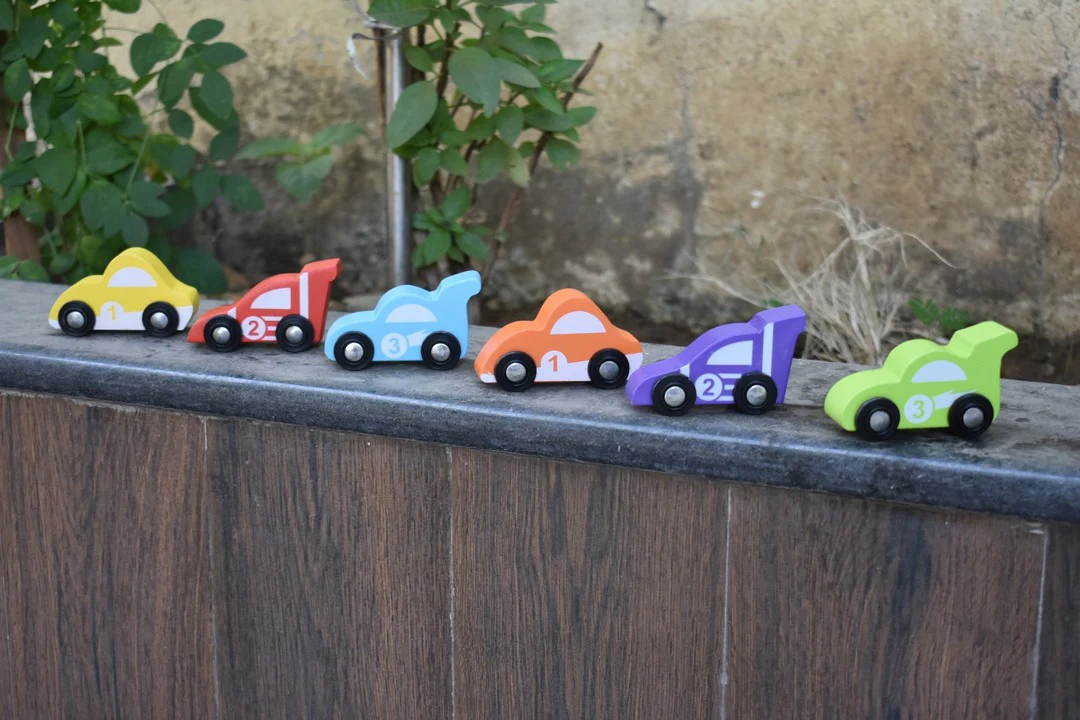 Wooden Car (6 Pcs) - Image 10